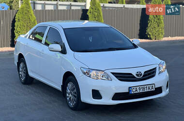 Седан Toyota Corolla 2010 в Одесі