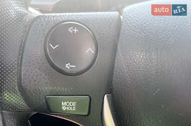 Седан Toyota Corolla 2013 в 