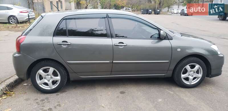 Хетчбек Toyota Corolla 2005 в Одесі