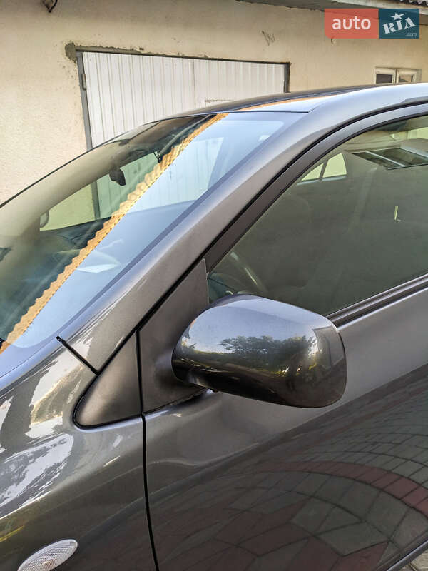 Седан Toyota Corolla 2008 в Копычинце