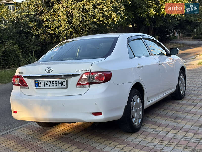 Седан Toyota Corolla 2010 в Одессе
