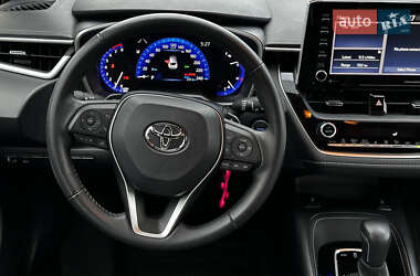 Хэтчбек Toyota Corolla 2018 в 