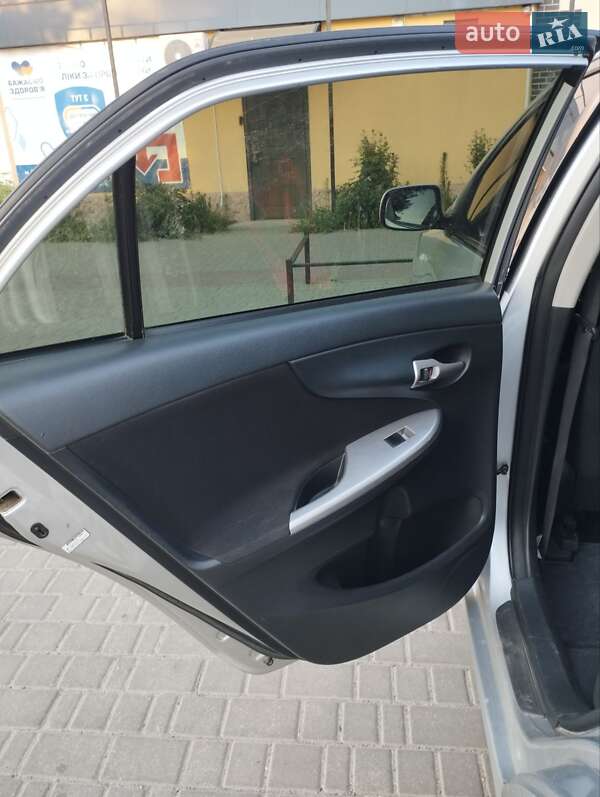 Седан Toyota Corolla 2008 в Белгороде-Днестровском