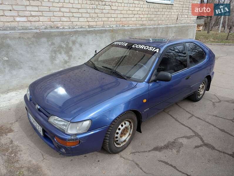 Хэтчбек Toyota Corolla 1993 в Светловодске