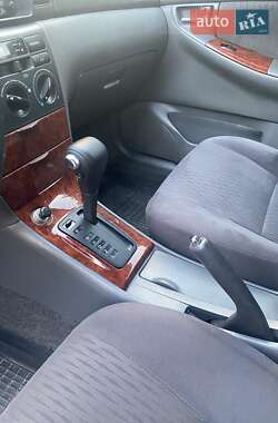 Седан Toyota Corolla 2006 в Харькове