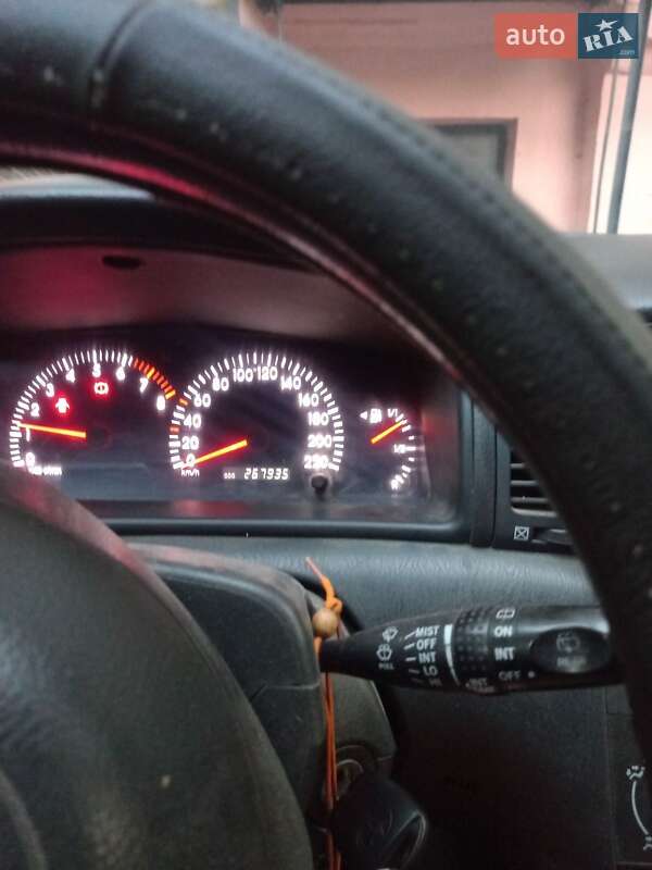 Хетчбек Toyota Corolla 2006 в Одесі фото 4 Хетчбек Toyota Corolla 2006 в Одесі