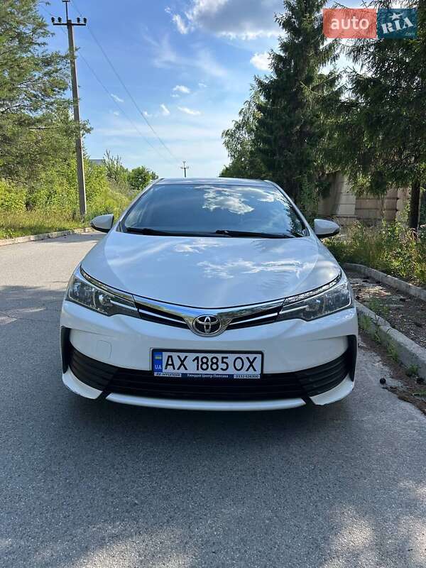 Седан Toyota Corolla 2018 в Харькове фото 6 Седан Toyota Corolla 2018 в Харькове