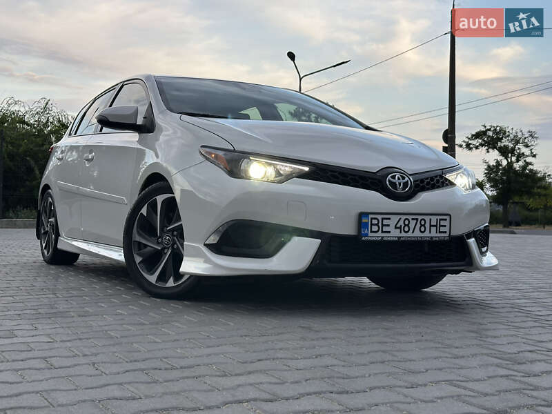 Хетчбек Toyota Corolla 2018 в 