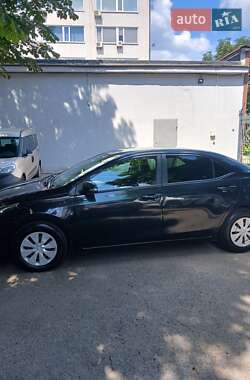 Седан Toyota Corolla 2018 в Киеве