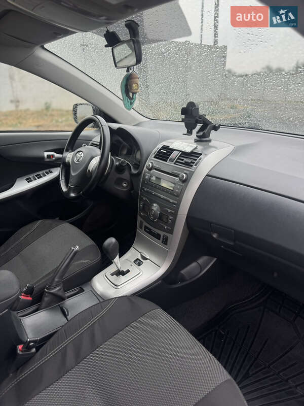 Седан Toyota Corolla 2008 в Одессе