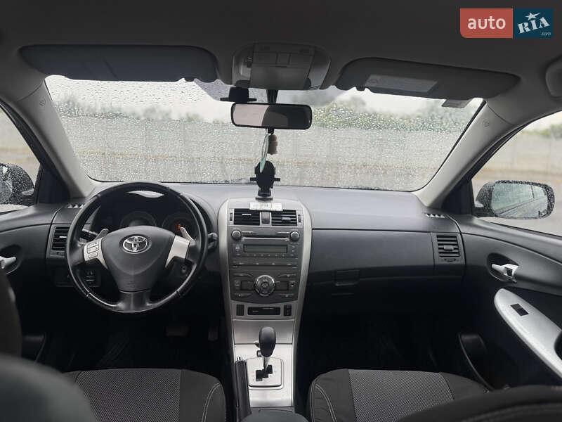 Седан Toyota Corolla 2008 в Одессе