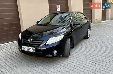 Седан Toyota Corolla 2008 в Тернополе