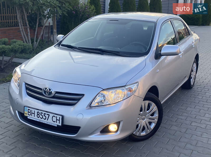 Седан Toyota Corolla 2008 в Одессе