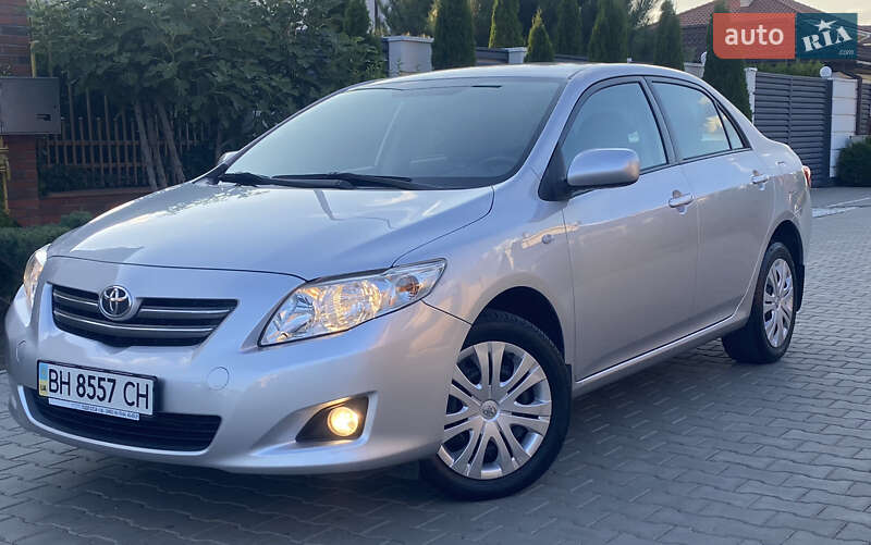 Седан Toyota Corolla 2008 в Одессе