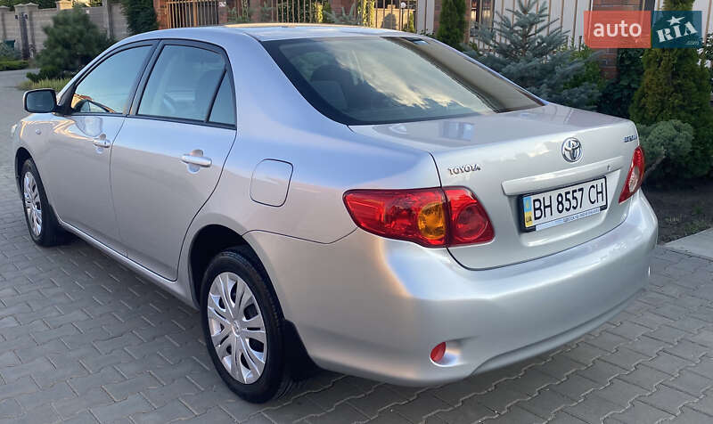 Седан Toyota Corolla 2008 в Одессе