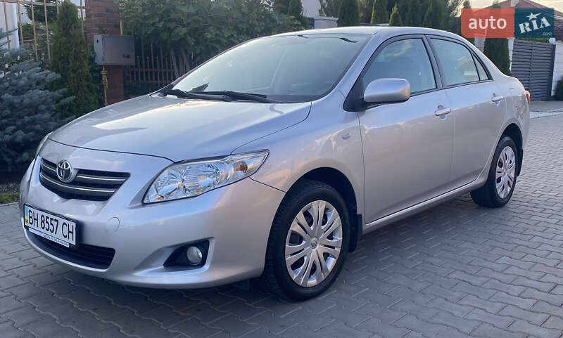 Седан Toyota Corolla 2008 в Одессе