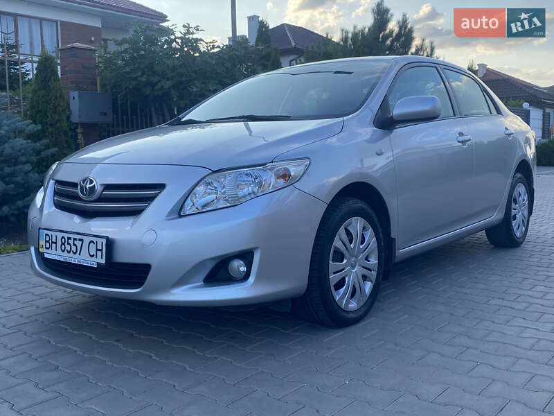 Седан Toyota Corolla 2008 в Одессе