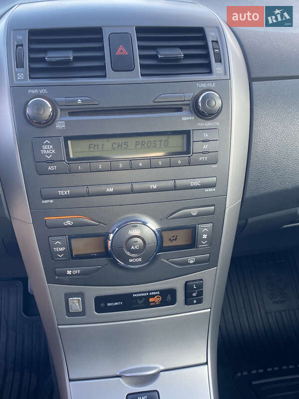 Седан Toyota Corolla 2008 в Одессе