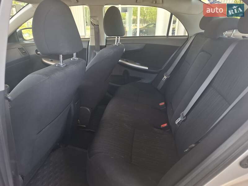Седан Toyota Corolla 2008 в Николаеве