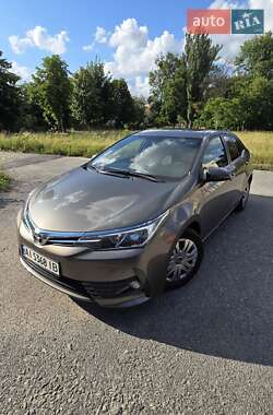 Седан Toyota Corolla 2018 в Боярке