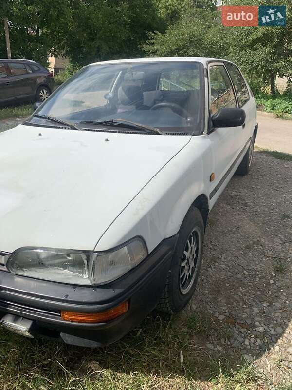 Хэтчбек Toyota Corolla 1987 в Каменец-Подольском фото 2 Хэтчбек Toyota Corolla 1987 в Каменец-Подольском
