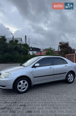 Седан Toyota Corolla 2003 в 
