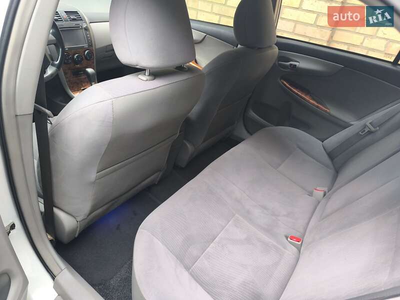 Седан Toyota Corolla 2010 в Києві фото 4 Седан Toyota Corolla 2010 в Києві