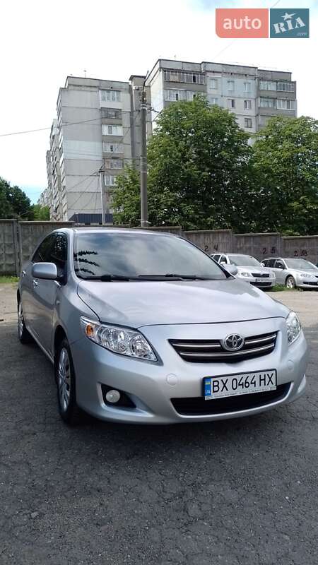 Седан Toyota Corolla 2008 в Хмельницькому