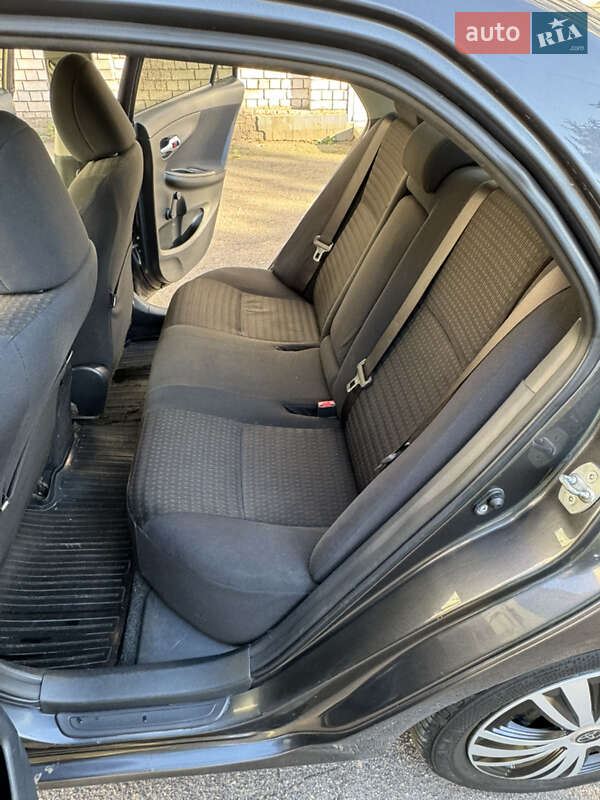 Седан Toyota Corolla 2010 в Дніпрі