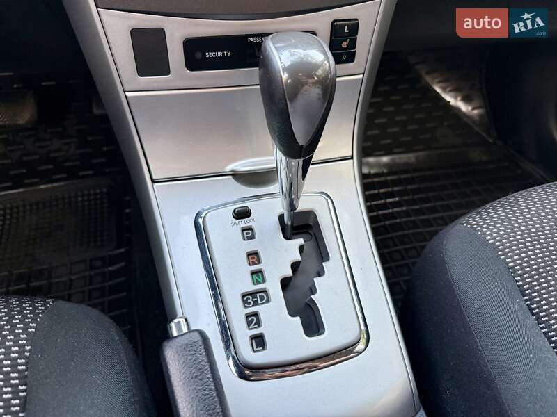 Седан Toyota Corolla 2013 в Одессе