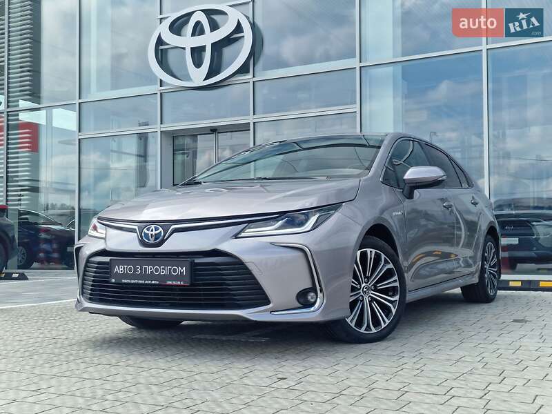 Седан Toyota Corolla 2019 в Рівному