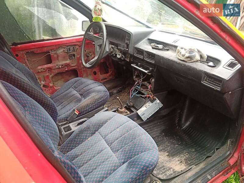 Ліфтбек Toyota Corolla 1986 в Вінниці