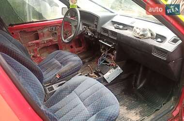 Лифтбек Toyota Corolla 1986 в 