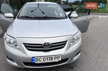 Седан Toyota Corolla 2008 в Львове
