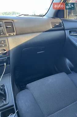 Седан Toyota Corolla 2006 в 