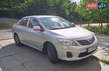Седан Toyota Corolla 2010 в Киеве