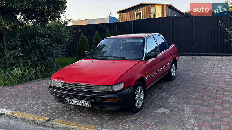 Toyota Corolla 1990