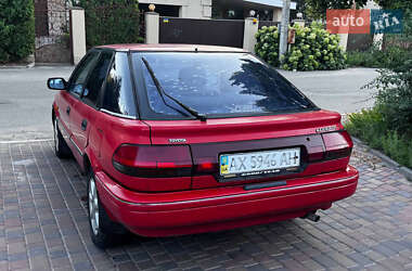 Хэтчбек Toyota Corolla 1990 в 