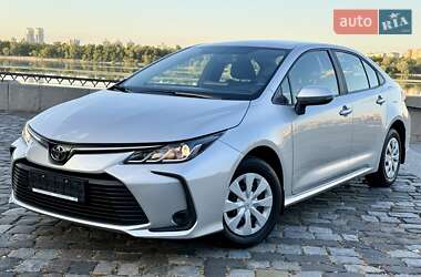 Седан Toyota Corolla 2021 в Киеве
