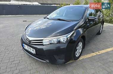Седан Toyota Corolla 2016 в Узині