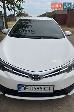Седан Toyota Corolla 2018 в Миколаєві