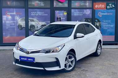 Седан Toyota Corolla 2017 в Вінниці