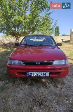Хетчбек Toyota Corolla 1994 в Білгороді-Дністровському
