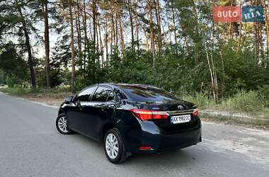 Седан Toyota Corolla 2016 в 
