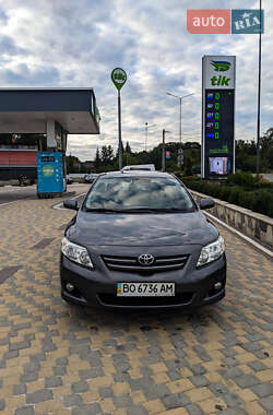 Седан Toyota Corolla 2008 в Копычинце