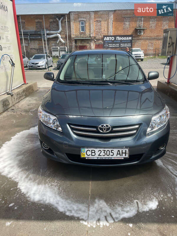 Седан Toyota Corolla 2008 в Сумах