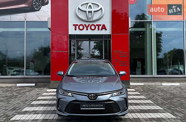 Седан Toyota Corolla 2022 в 