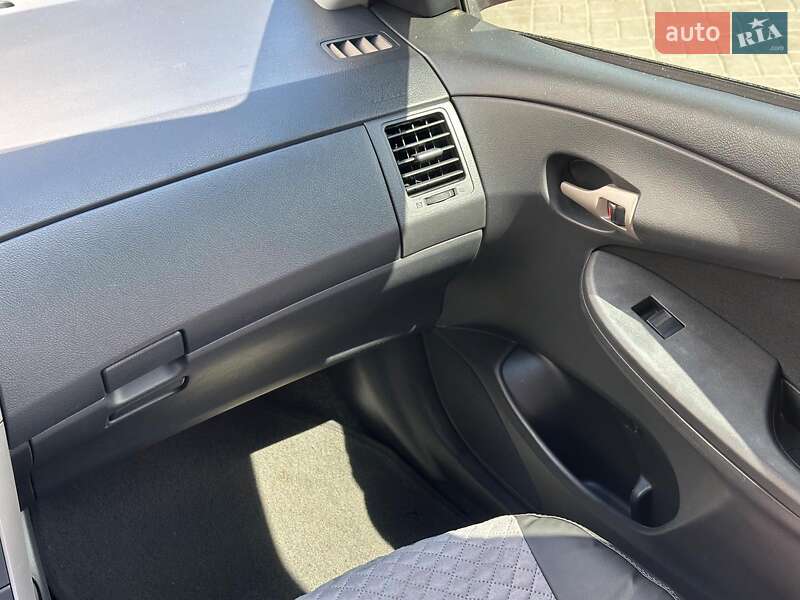 Седан Toyota Corolla 2009 в Одесі фото 19 Седан Toyota Corolla 2009 в Одесі