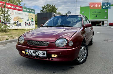 Хетчбек Toyota Corolla 1999 в Києві