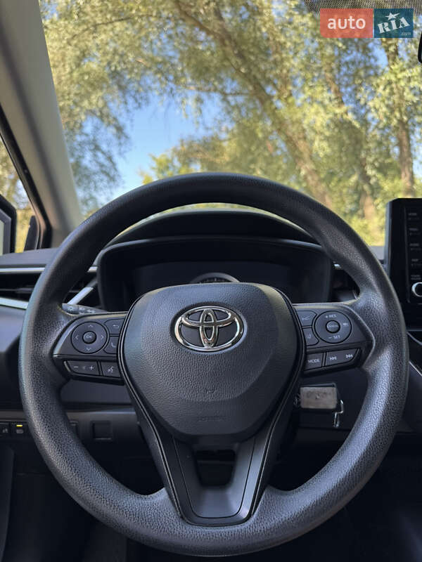 Седан Toyota Corolla 2022 в Хмельницком